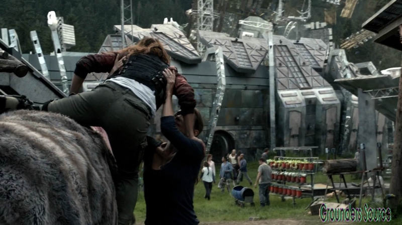 The 100 Wanheda Part One Season Three-1200
