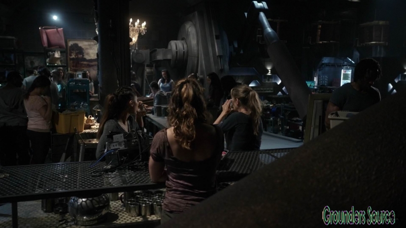 Click to view full size image
==============
The 100 Wanheda Part One Season Three-257
The 100 Wanheda Part One Season Three-257