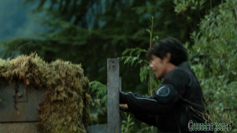 The 100 Season Three Episode Three Ye Who Enter Here-2081
