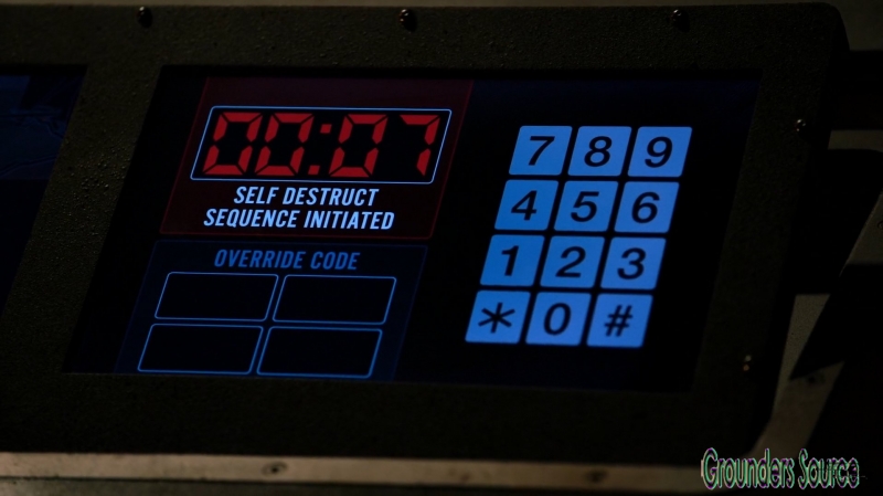 The 100 Season Three Episode Three Ye Who Enter Here-356
