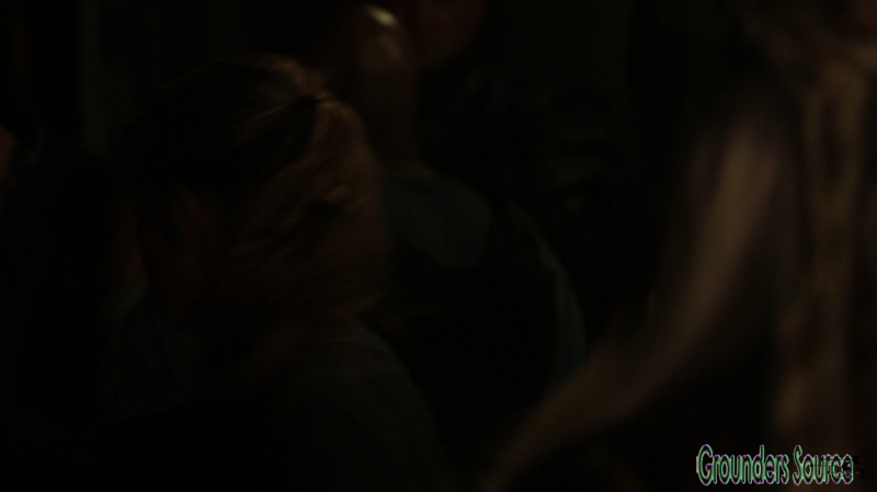 The 100 Season Three Episode Three Ye Who Enter Here-210
