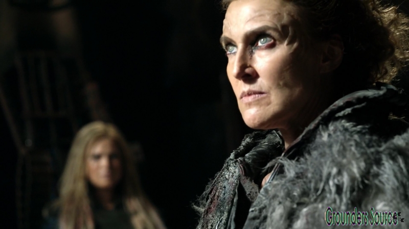 The Watch the Thrones Season Three Episode Four-2835
