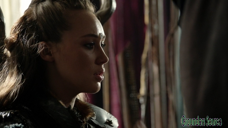 The Watch the Thrones Season Three Episode Four-2790
