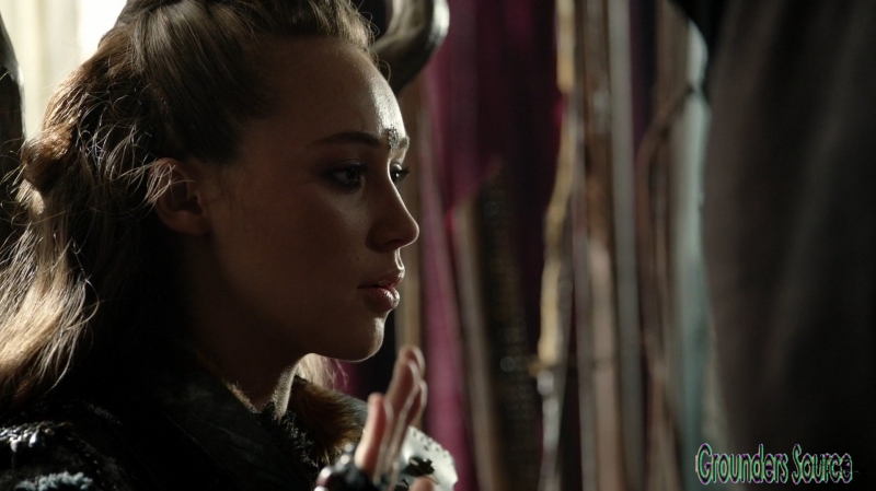 The Watch the Thrones Season Three Episode Four-2789
