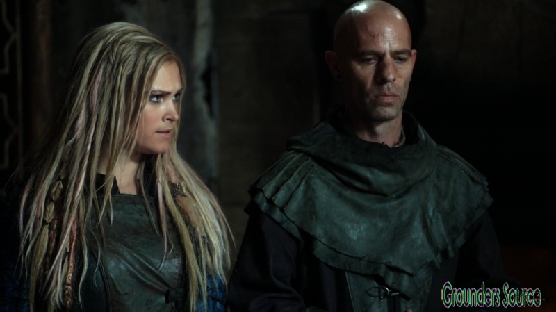 The Watch the Thrones Season Three Episode Four-2300
