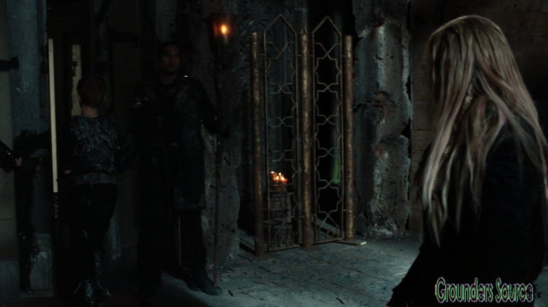 The Watch the Thrones Season Three Episode Four-2215
