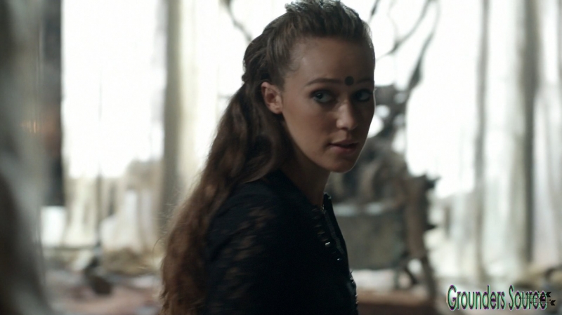 The Watch the Thrones Season Three Episode Four-2196
