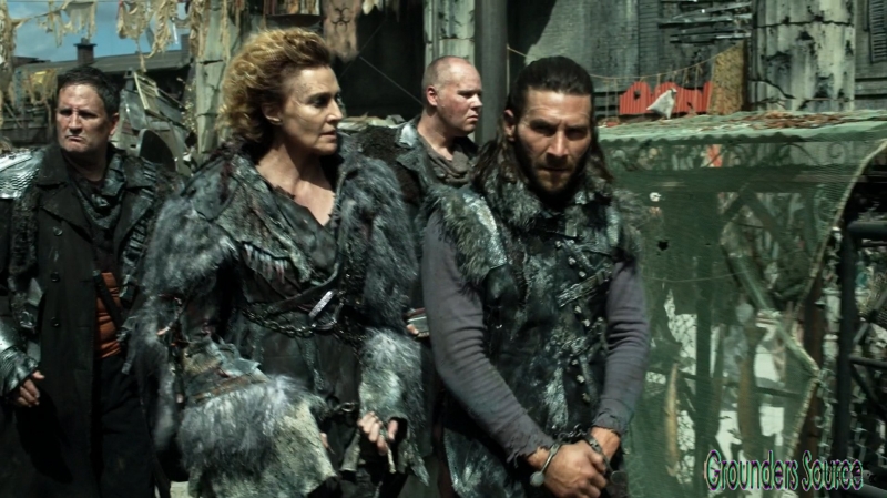 The Watch the Thrones Season Three Episode Four-2147
