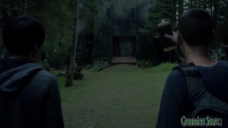 The Watch the Thrones Season Three Episode Four-1702
