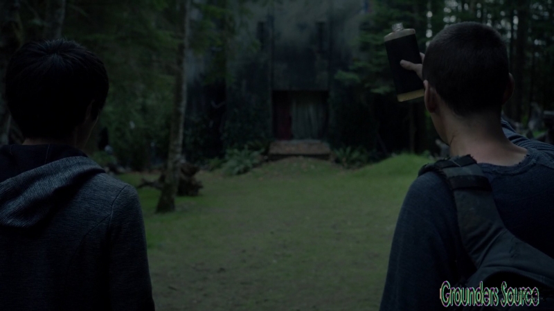The Watch the Thrones Season Three Episode Four-1701
