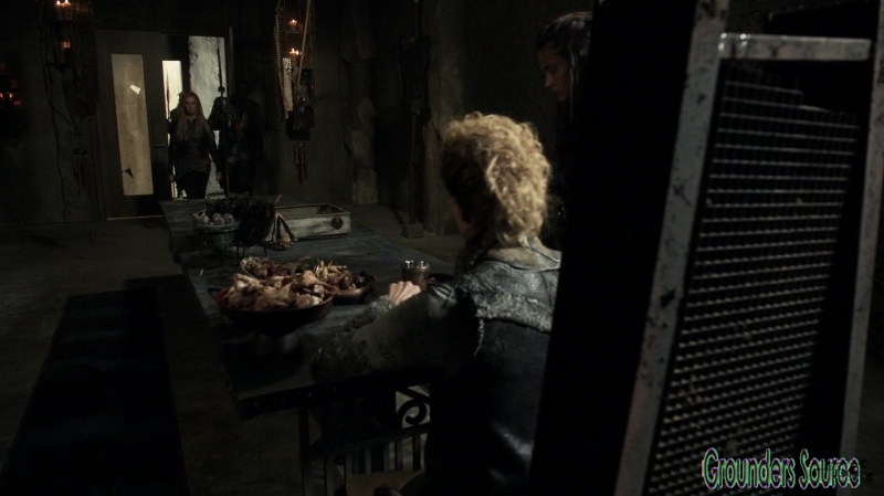 The Watch the Thrones Season Three Episode Four-1490
