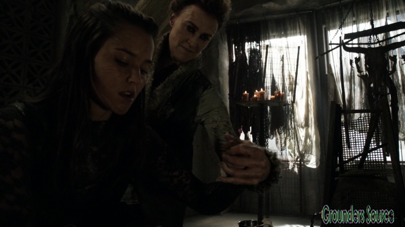 The Watch the Thrones Season Three Episode Four-1358
