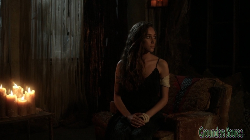 The Watch the Thrones Season Three Episode Four-240
