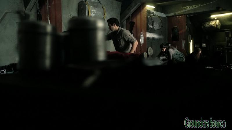 The 100 Season Three Episode Five Hakeldama-2095

