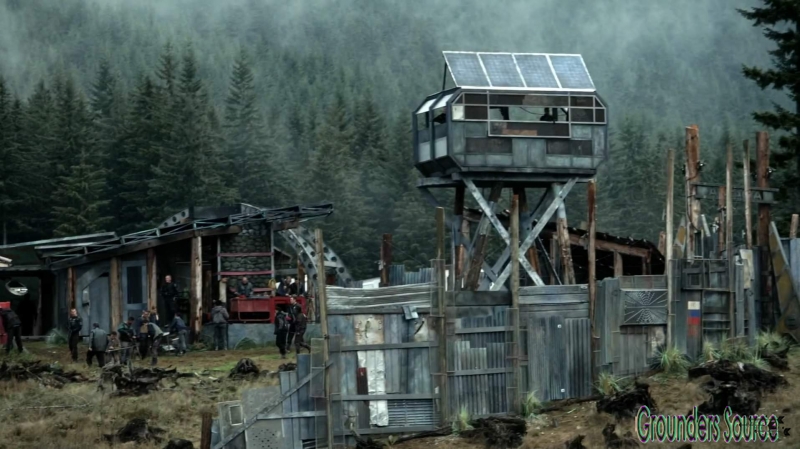 The 100 Season Three Episode Five Hakeldama-2004
