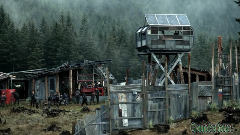 The 100 Season Three Episode Five Hakeldama-2003
