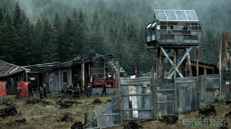 The 100 Season Three Episode Five Hakeldama-2001
