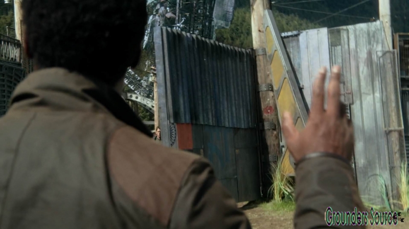 The 100 Season Three Episode Five Hakeldama-1977
