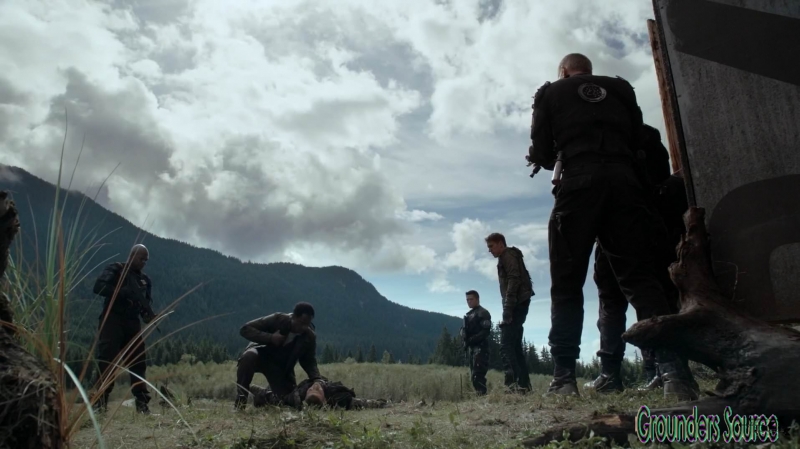 The 100 Season Three Episode Five Hakeldama-1924
