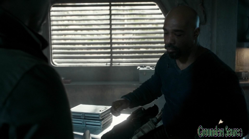The 100 Season Three Episode Five Hakeldama-1523
