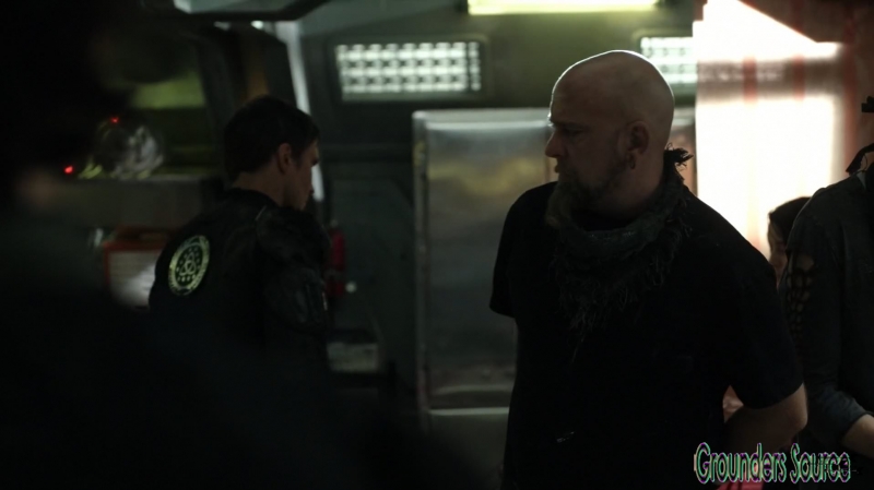 The 100 Season Three Episode Five Hakeldama-1271
