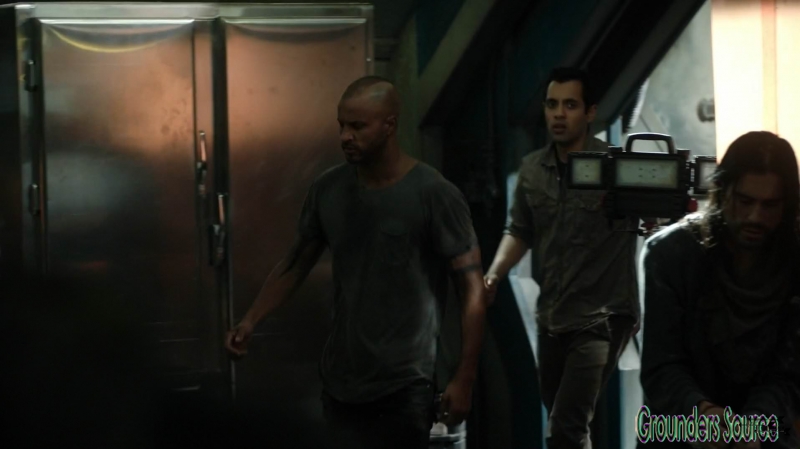 The 100 Season Three Episode Five Hakeldama-1261
