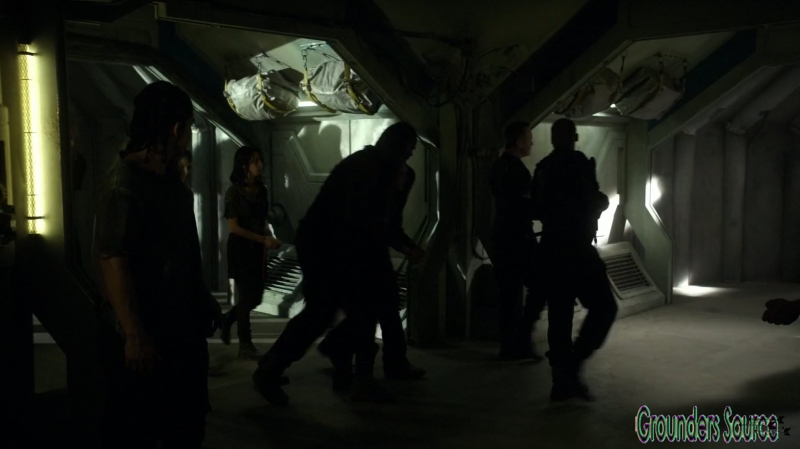The 100 Season Three Episode Five Hakeldama-1071
