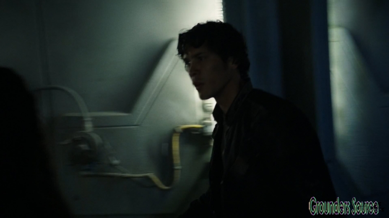 The 100 Season Three Episode Five Hakeldama-1002
