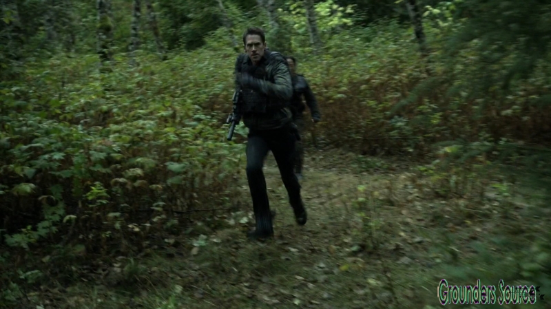 The 100 Season Three Episode Six Bitter Harvest Captures-2544

