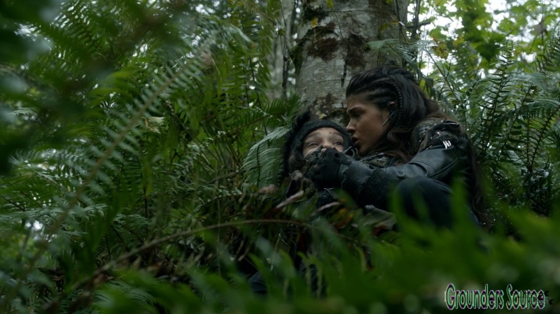 The 100 Season Three Episode Six Bitter Harvest Captures-2520
