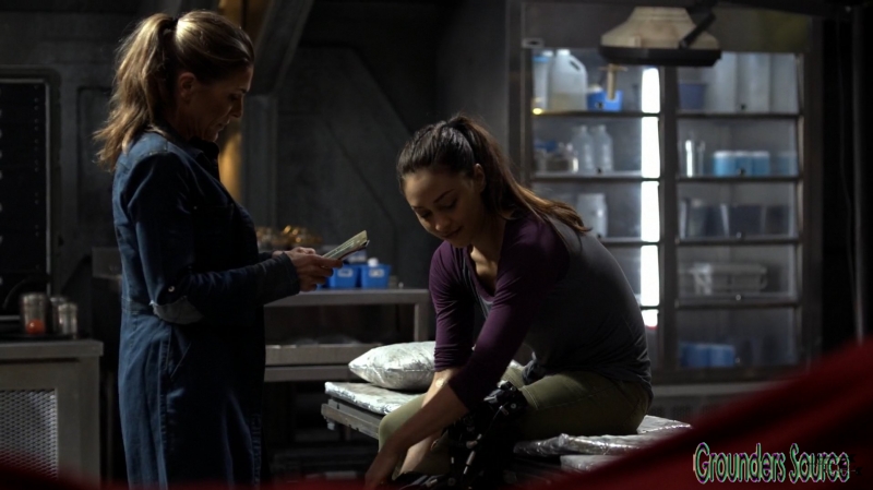 The 100 Season Three Episode Six Bitter Harvest Captures-2421
