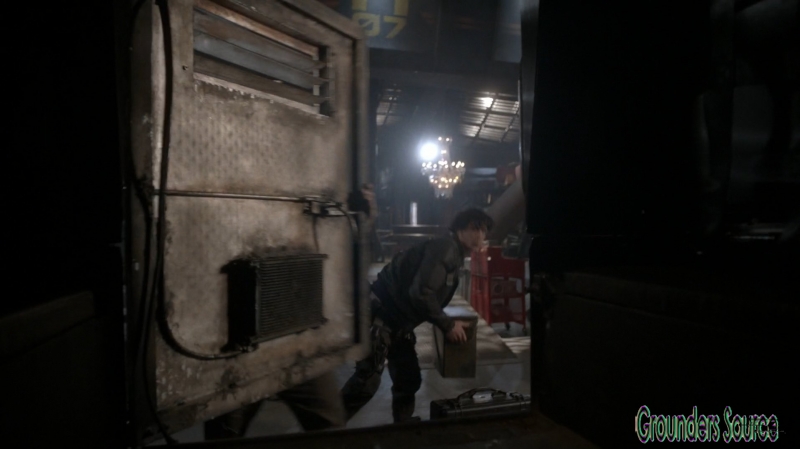 The 100 Season Three Episode Six Bitter Harvest Captures-1746

