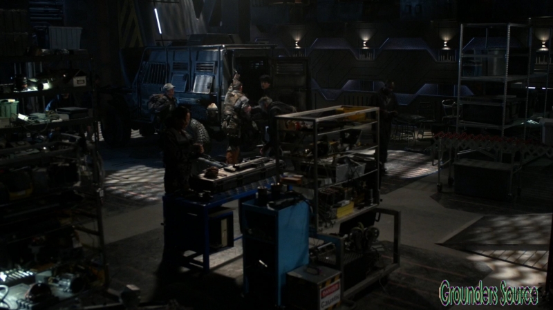 The 100 Season Three Episode Six Bitter Harvest Captures-1743
