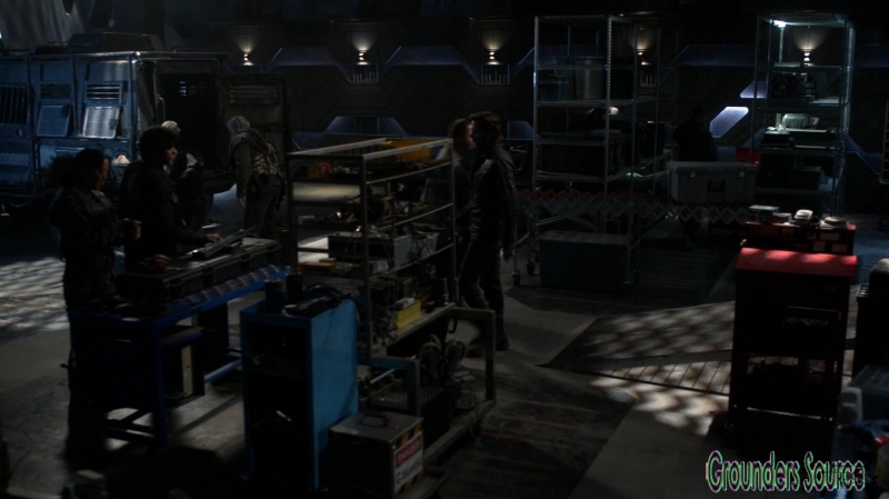 The 100 Season Three Episode Six Bitter Harvest Captures-1734

