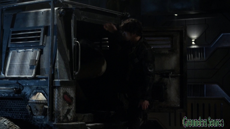 The 100 Season Three Episode Six Bitter Harvest Captures-1659
