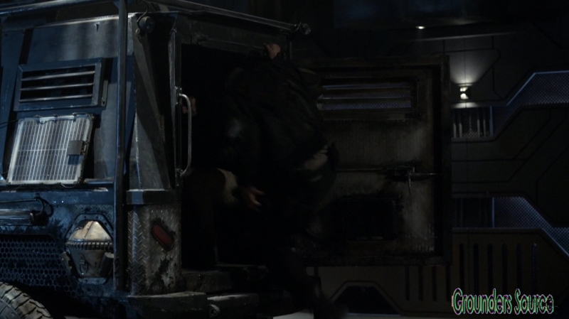 The 100 Season Three Episode Six Bitter Harvest Captures-1658
