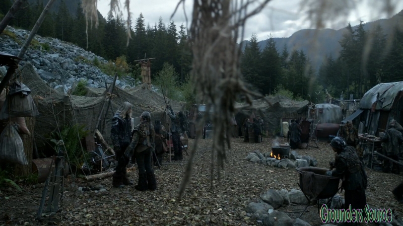 The 100 Season Three Episode Six Bitter Harvest Captures-1629
