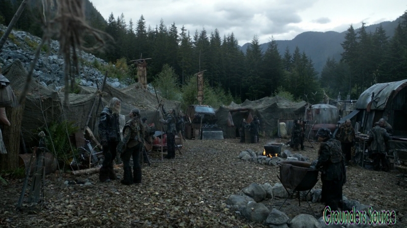 The 100 Season Three Episode Six Bitter Harvest Captures-1625
