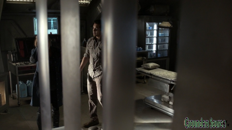 The 100 Season Three Episode Six Bitter Harvest Captures-1512

