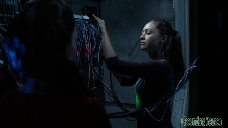 The 100 Season Three Episode Six Bitter Harvest Captures-1254
