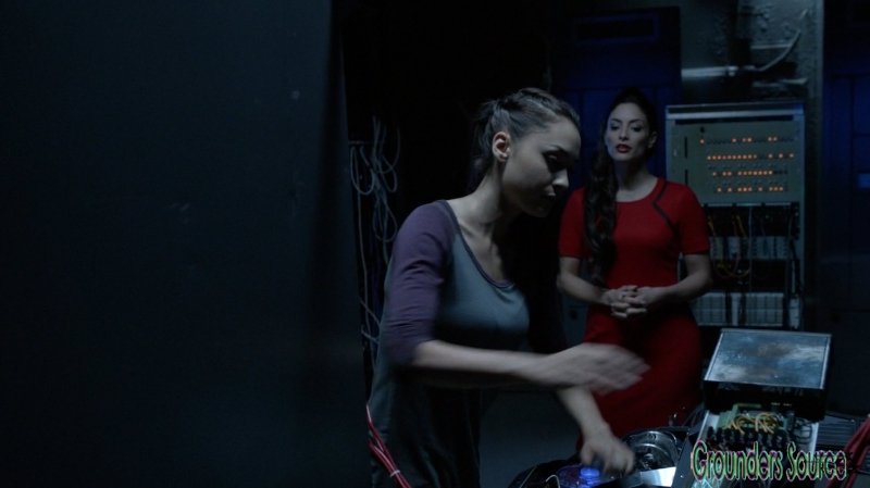 The 100 Season Three Episode Six Bitter Harvest Captures-1252
