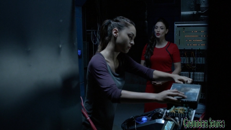 The 100 Season Three Episode Six Bitter Harvest Captures-1246
