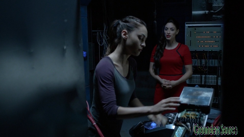 The 100 Season Three Episode Six Bitter Harvest Captures-1245
