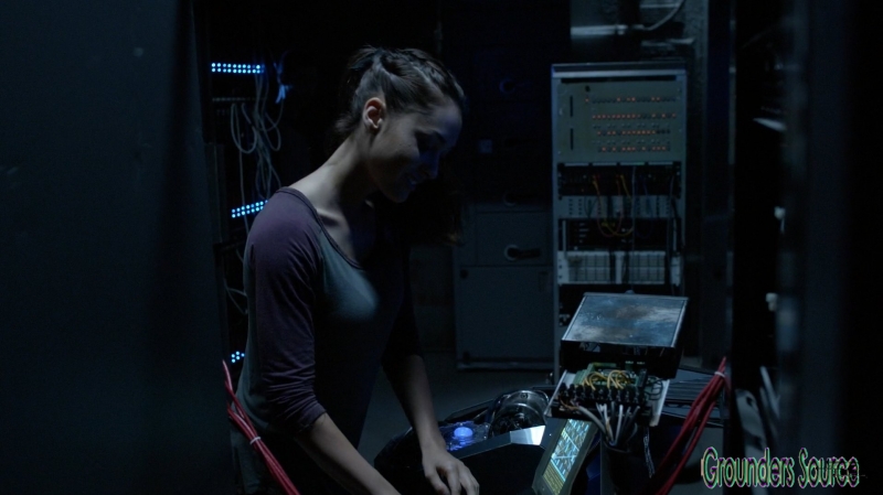 The 100 Season Three Episode Six Bitter Harvest Captures-1231
