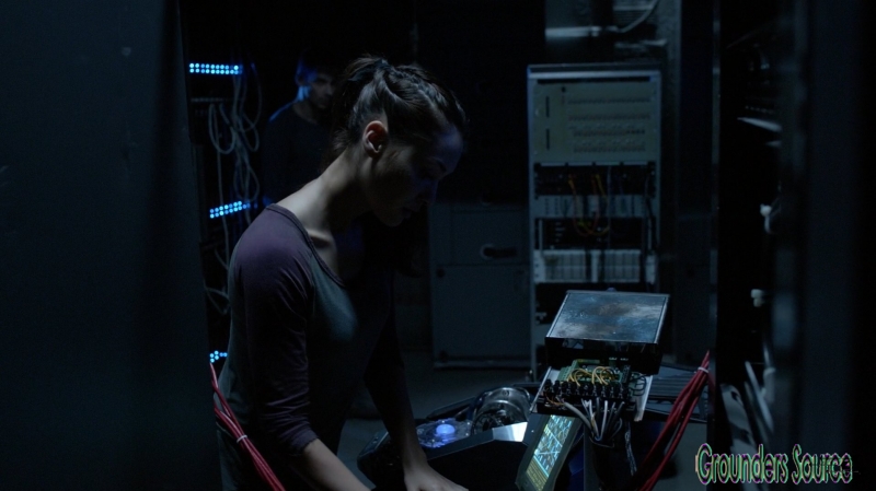 The 100 Season Three Episode Six Bitter Harvest Captures-1228
