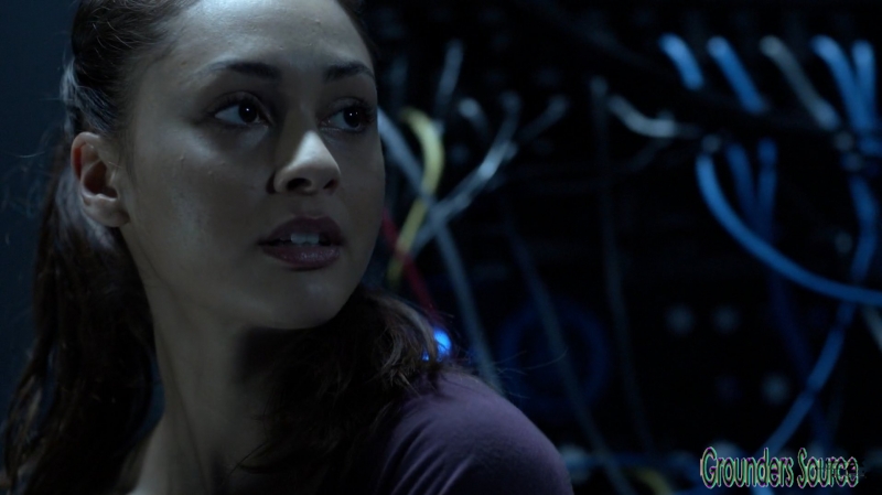 The 100 Season Three Episode Six Bitter Harvest Captures-1226
