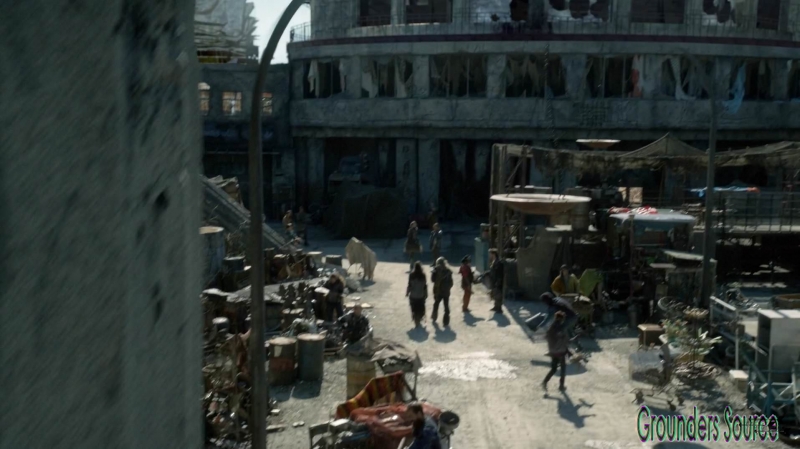The 100 Season Three Episode Thirteen Captures-2731
