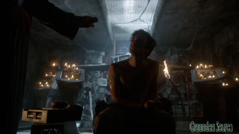 The 100 Season Three Episode Thirteen Captures-2671
