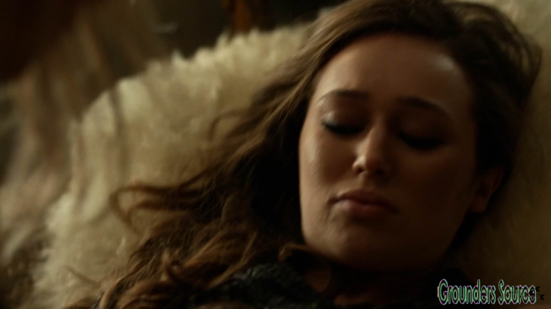 The 100 Season Three Episode Thirteen Captures-575
