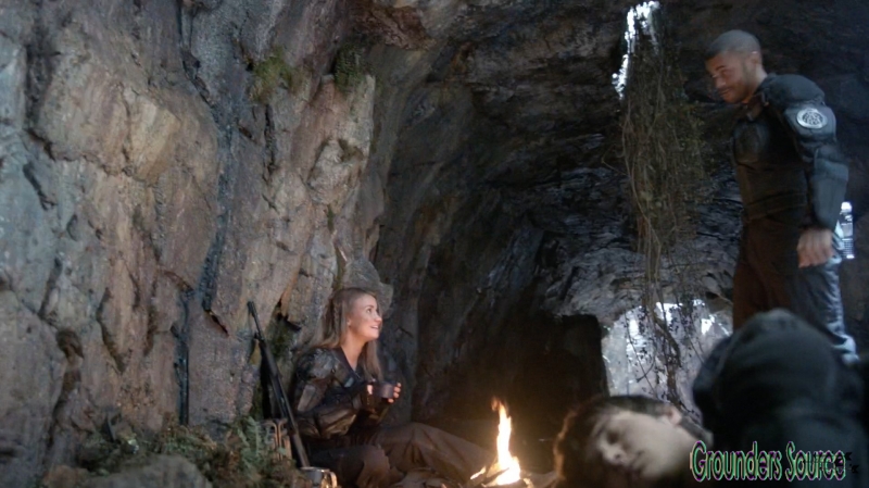 The 100 Season Three Episode Twelve Demons Captures-3005
